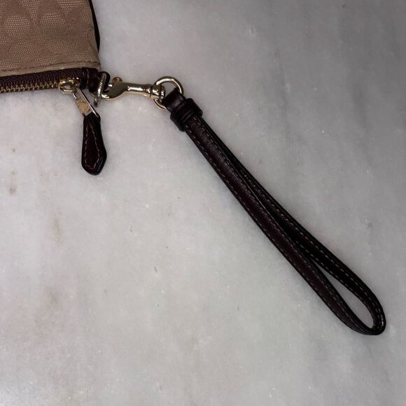 Coach Wristlet Bag Purse Jacquard Signature Logo Canvas Large Wristlet - Picture 11 of 15